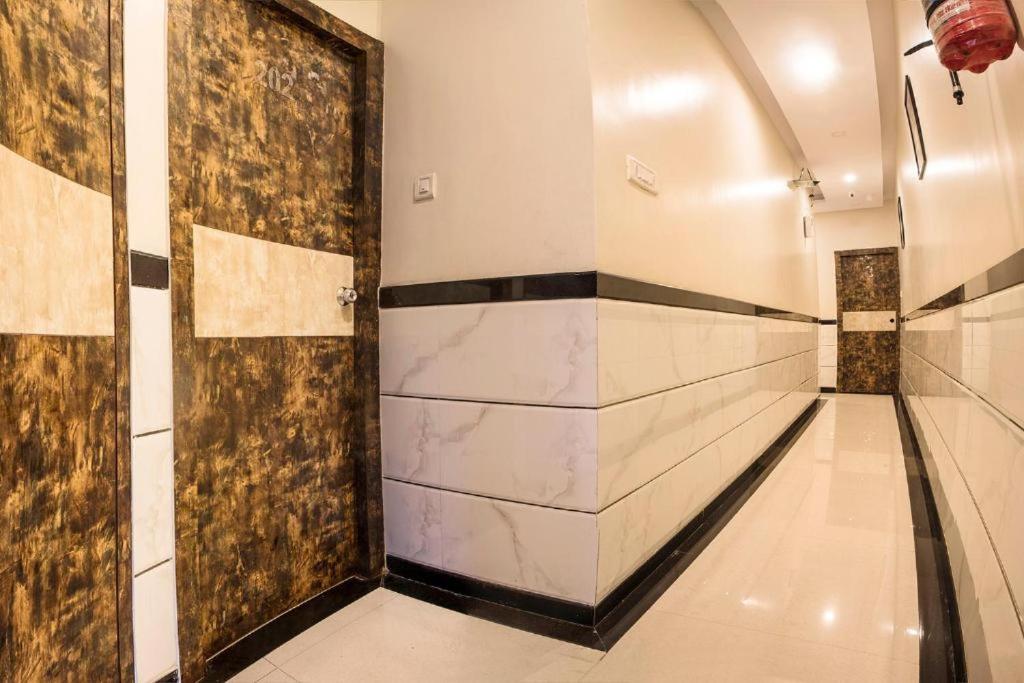 Hotel Embassy Grand Near Us Embassy Bkc Mumbai Exterior foto